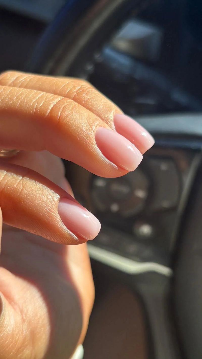Structured Mani on natural nails