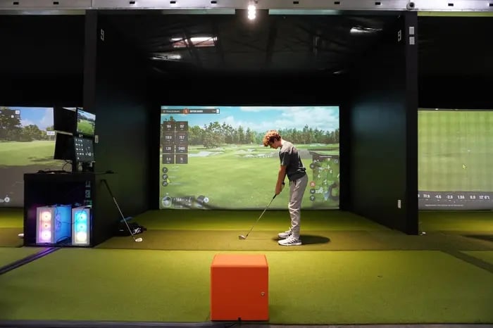 Lefty down the line with TrackMan