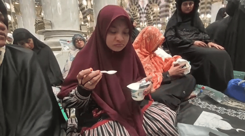 Ribuan Jemaah Nikmati Buka Puasa Sunah Gratis di Masjid Nabawi, Tradisi Berbagi yang Sarat Makna