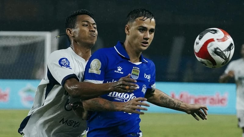 Eliano Reijnders Pulih, PERSIB Siap Hadapi Persija di Samarinda. Ini Mental Baja Maung Bandung!