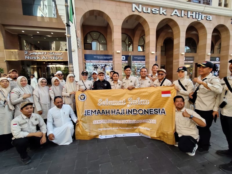 Petugas Konsumsi Sektor 5 Madinah Apresiasi Disiplin Jemaah, Layanan Makan Berjalan Lancar Berkat Kerja Sama Dua Arah