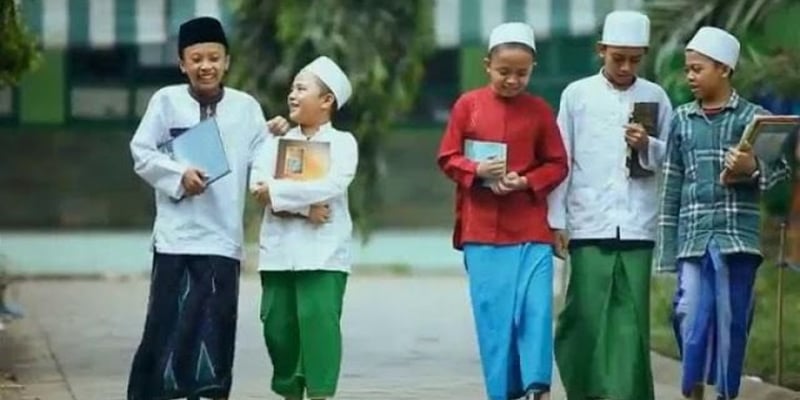 Zaman Makin Modern, Mengapa Nilai-Nilai Islam Justru Semakin Relevan?
