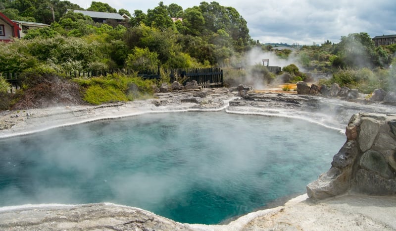 Apa Itu Thermal Water? Ternyata Bukan Air Biasa