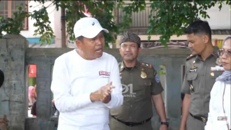 Ketika Camat & Lurah diwajibkan KDM Menyapu, Ternyata Itu Bukan Sekadar Bersih-Bersih...