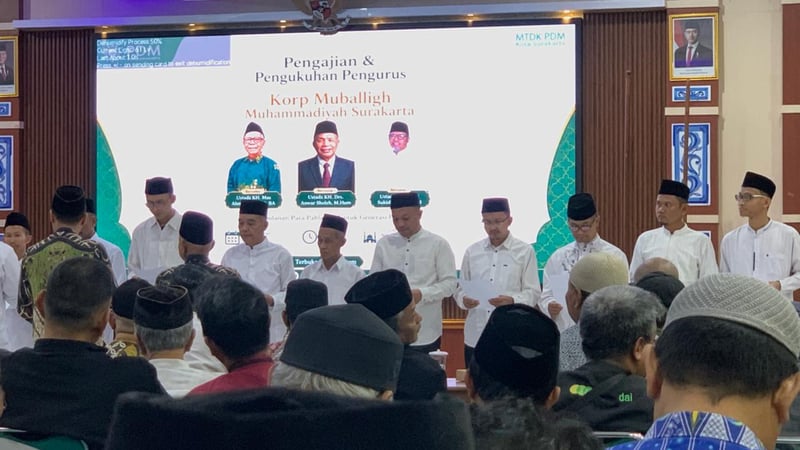 Humas Resmi Dikukuhkan Jadi Pengurus Korps Mubaligh Surakarta
