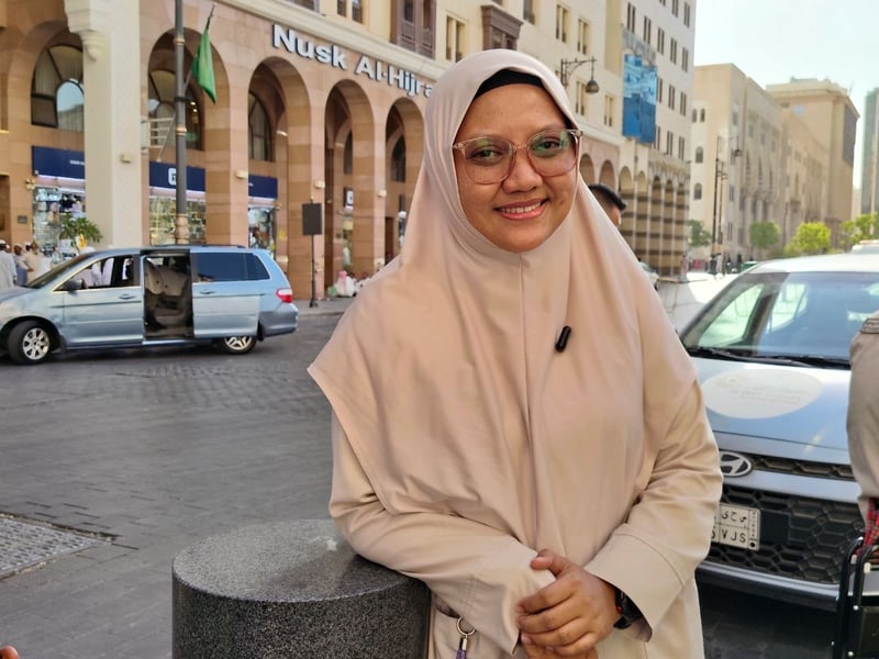 Petugas Landis Sektor 5 Madinah Apresiasi Jemaah Haji yang Kooperatif, Layanan Lansia dan Disabilitas Berjalan Lancar