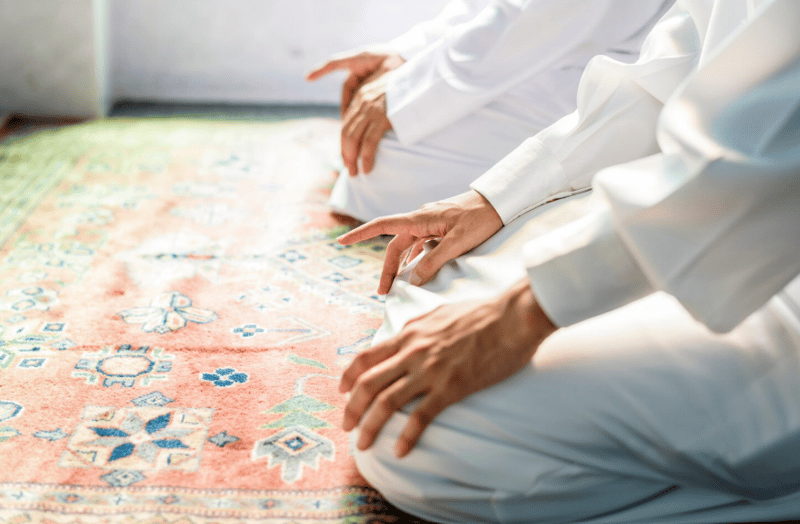 Rajin Shalat Dhuha & Baca Surat At-Talaq, Cuan Mengalir dari Arah Tak Terduga!