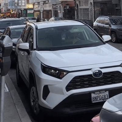 License plate: 8NPG683, State: CA