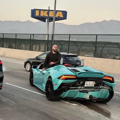License plate: 9KLK728, State: CA