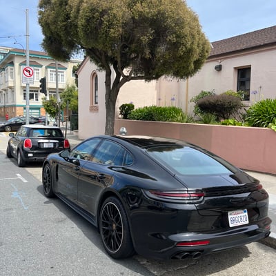 License plate: 8RGC810, State: CA