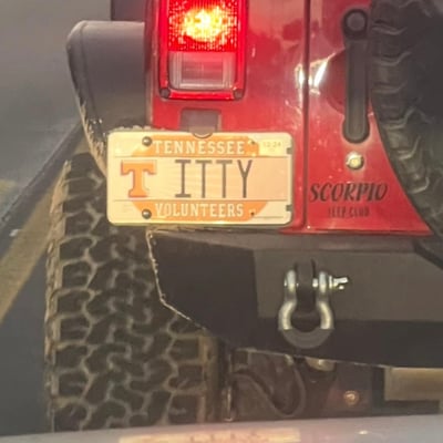 License plate: ITTY, State: TN
