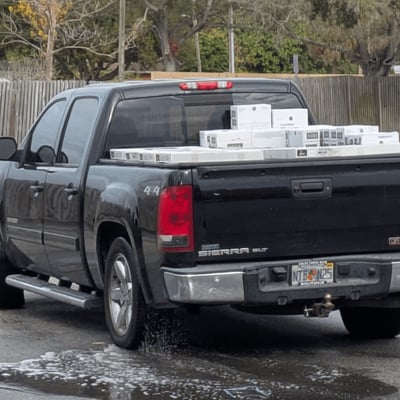 License plate: NTBN25, State: FL