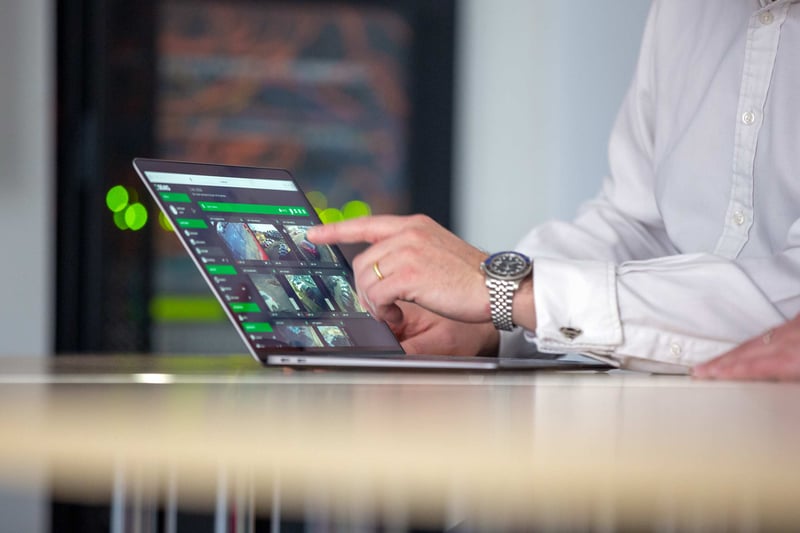 SEiNG vs Verkada - what's the best cloud CCTV for UK businesses?