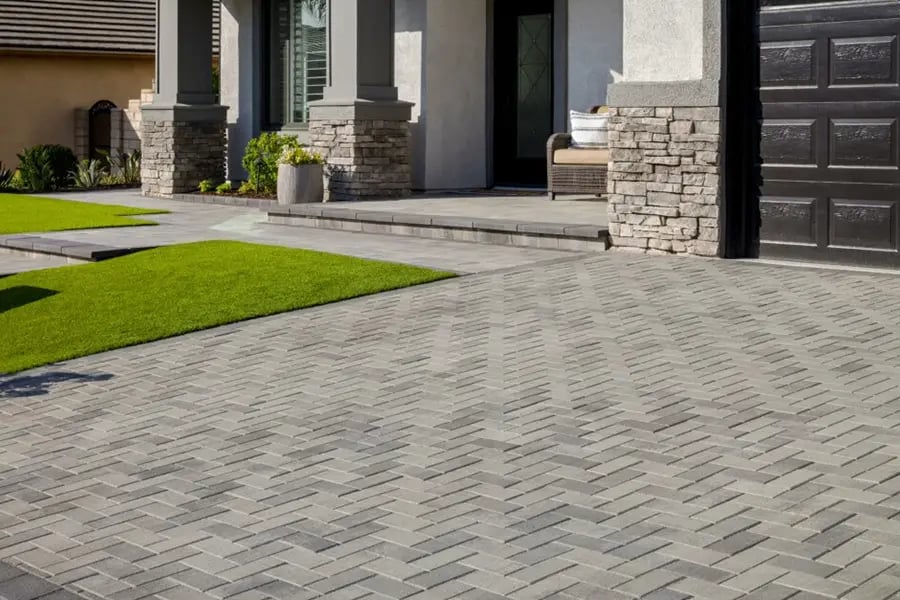 Belden Pavers & Stones: Installation, Repairs, Driveways, Entryways, Fire Pits, Pool Decks, Drainage, Retaining Walls, Decorative Walls, Natural Stones, Cultured Stones.