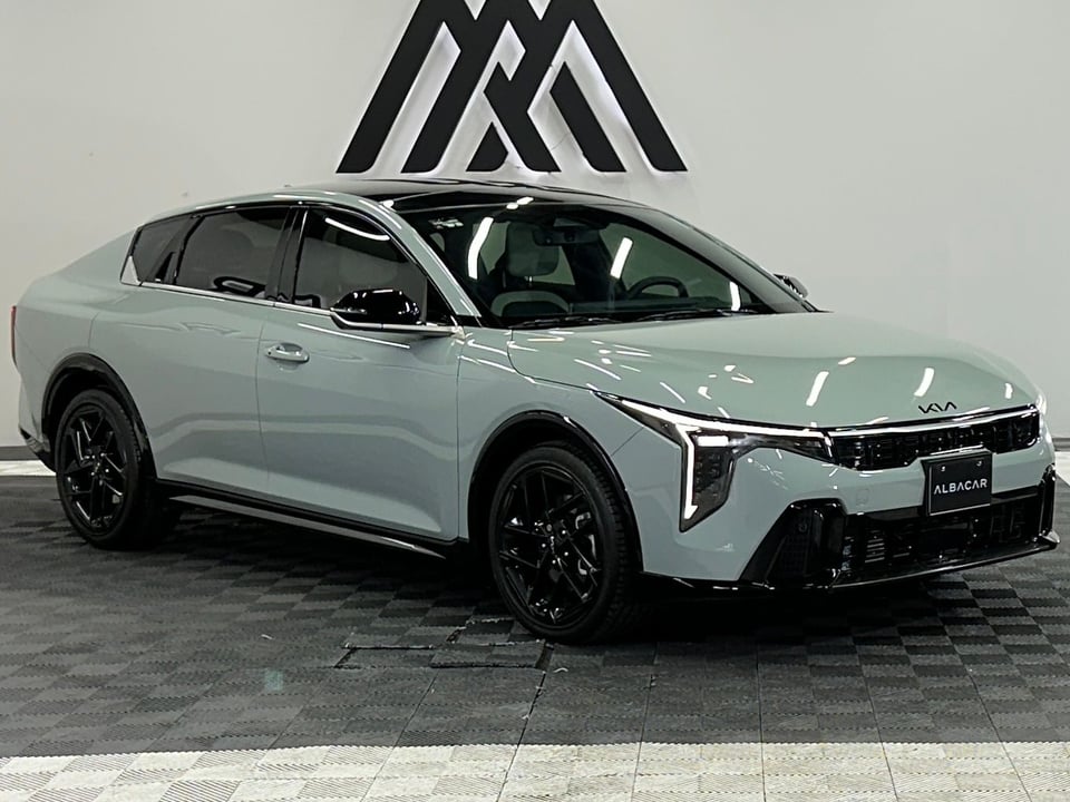 2026 Kia K4