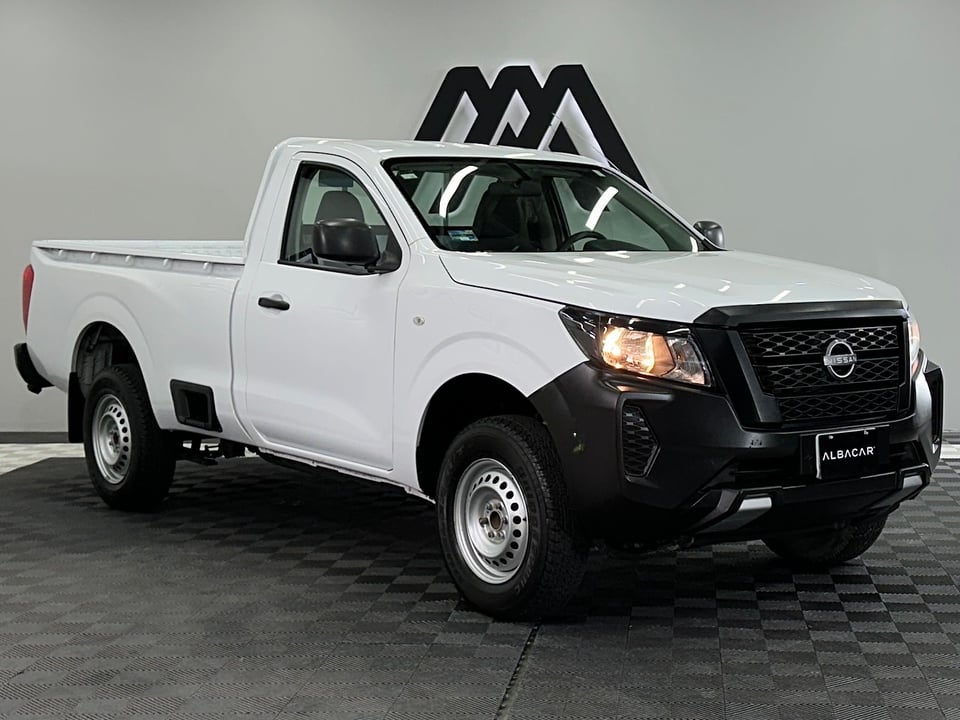 2023 Nissan NP300