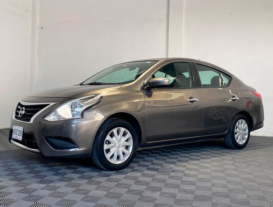 2018 Nissan Versa