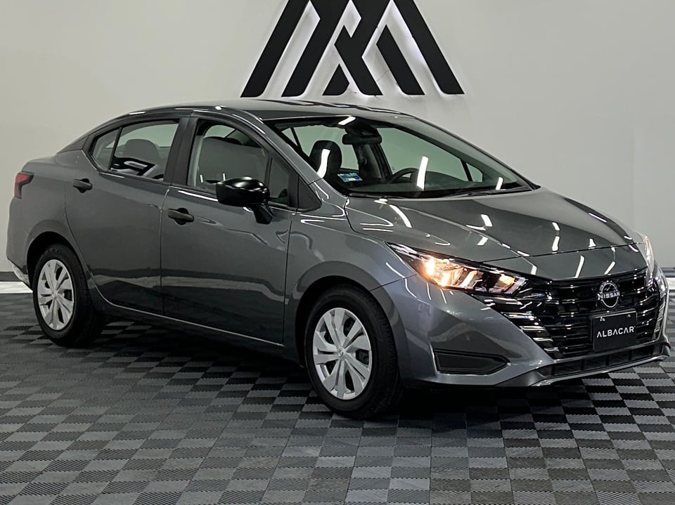 2023 Nissan Versa