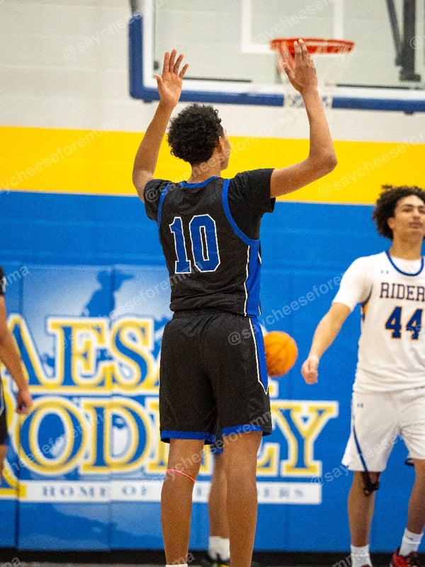 Photo 2 of number 10 from Varsity basketball Dover vs. CR