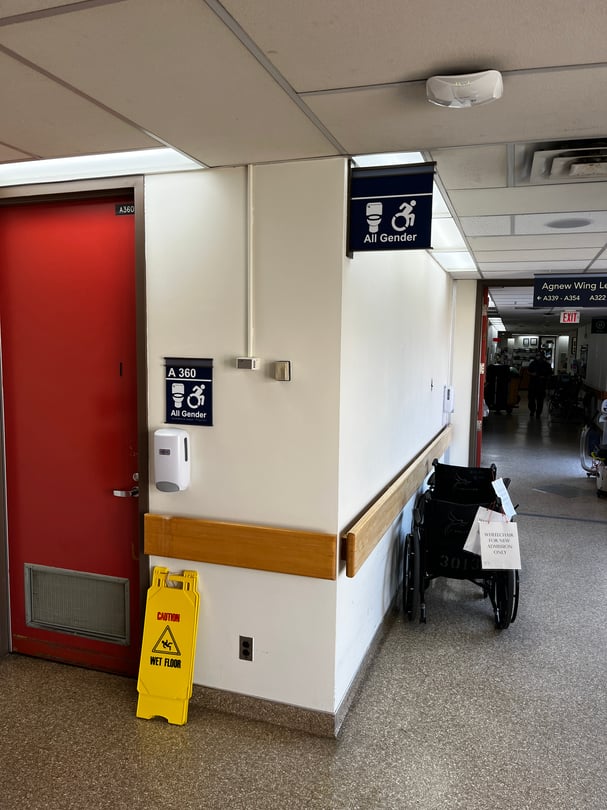 Building washroom and offices ADA braille signage installation in Toronto