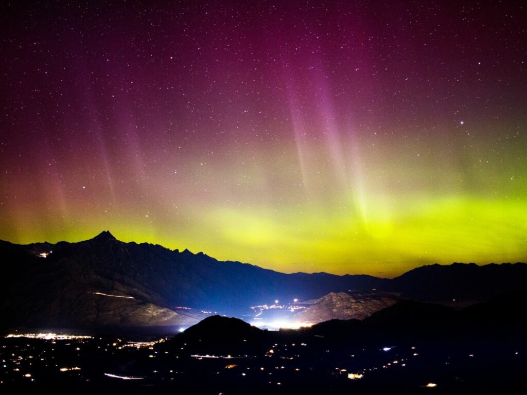 Beautiful sight of Aurora Australis dancing on the night sky