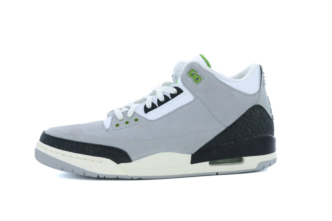 Air Jordan 3 Retro 'Chlorophyll' 136064-006
