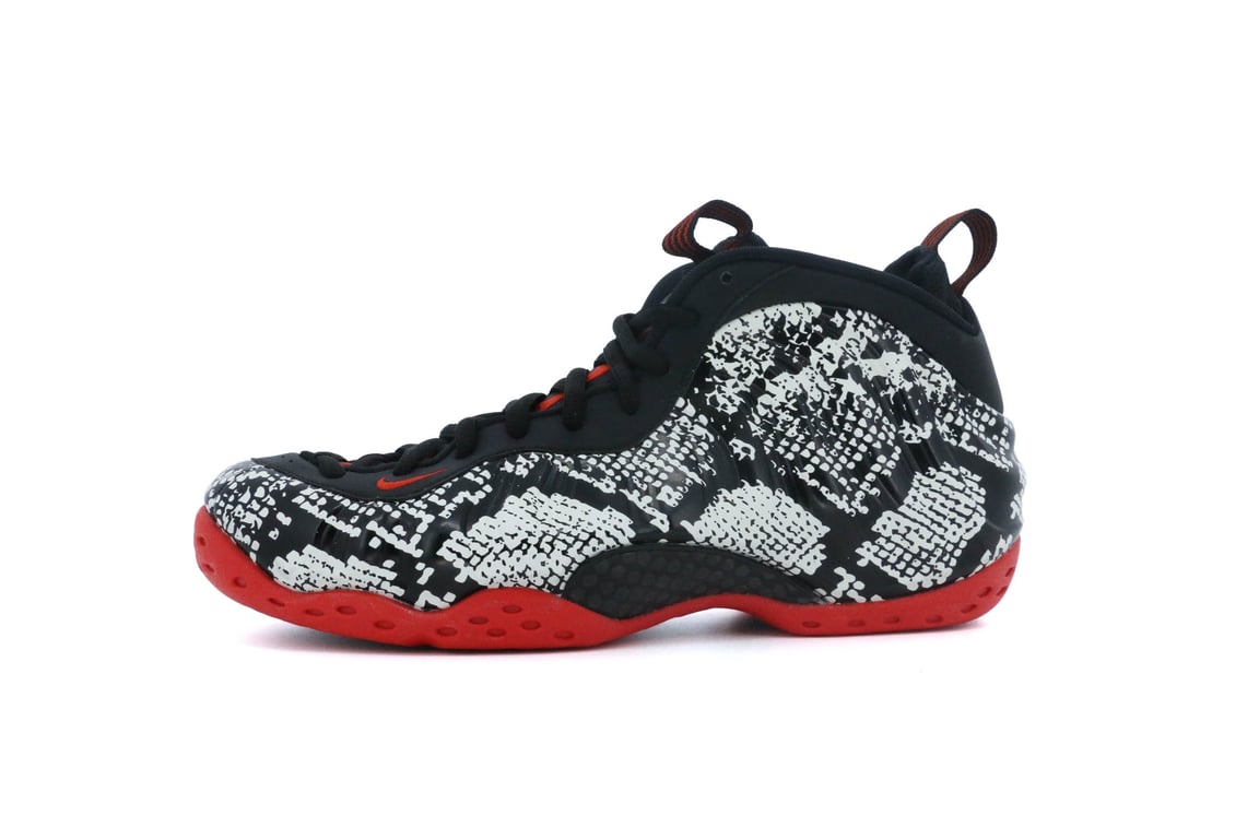 【超美品】NIKE　air foamposite one Nike Air Foamposite One 'Cracked Lava' Basketball Shoes Size