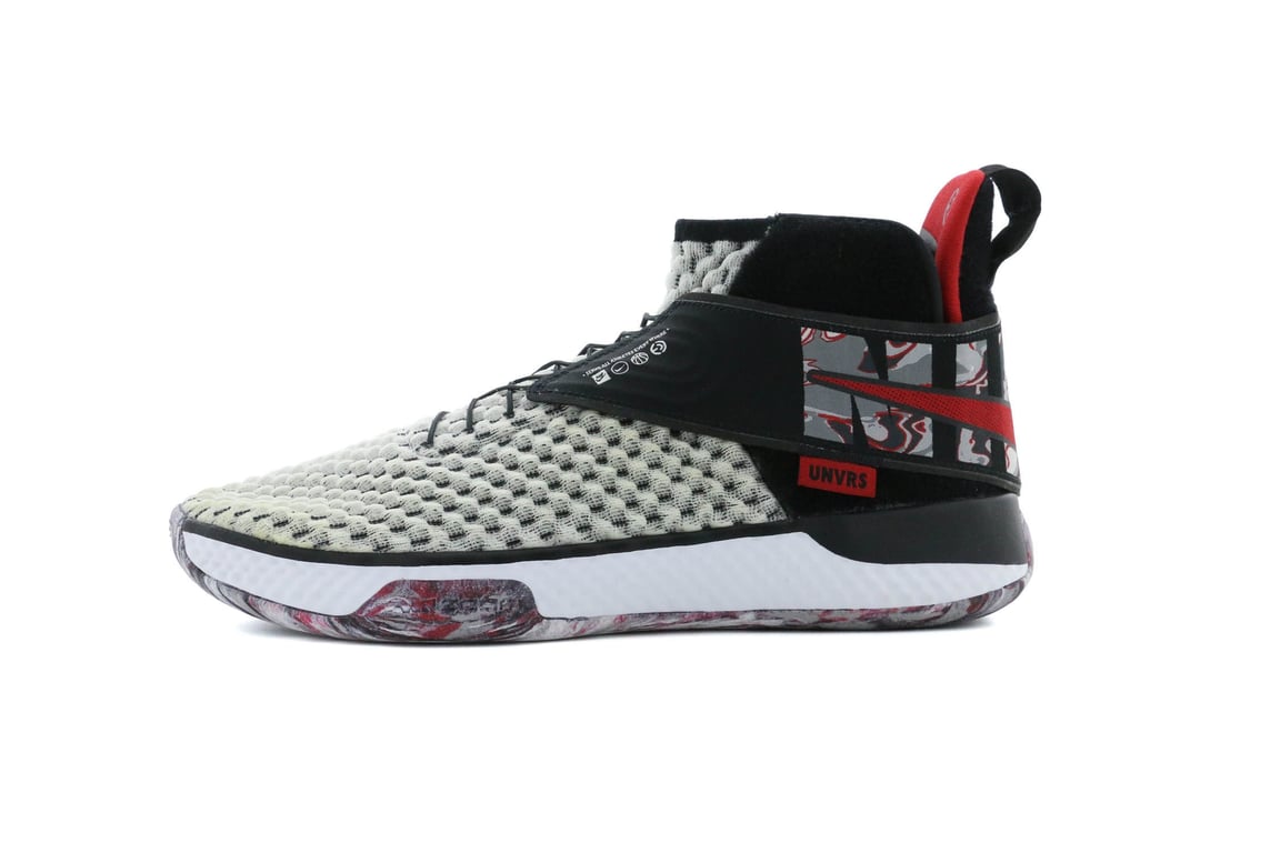 Nike Air Zoom UNVRS 'Light Fluorescent' CQ6422-100