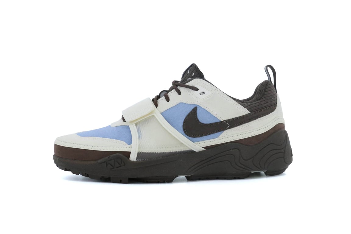 Nike x Travis Scott Zoom Field Jaxx 'Leche Blue Baroque Brown