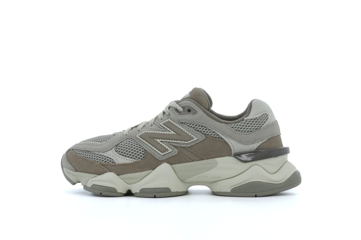 New Balance Men's Mushroom/Arid Stone 9060 ' Arid Stone' U9060erc