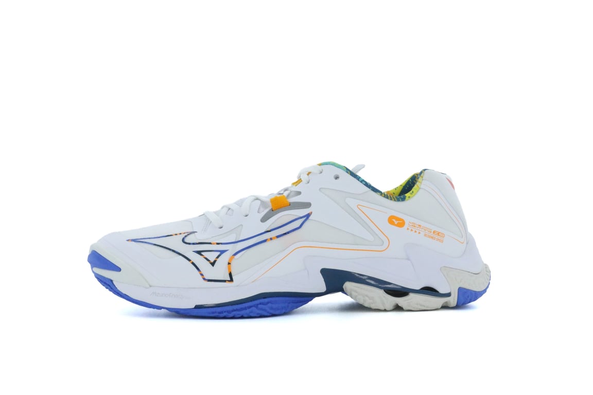 Mizuno Wave Lightning Z8 'White' V1GA240056