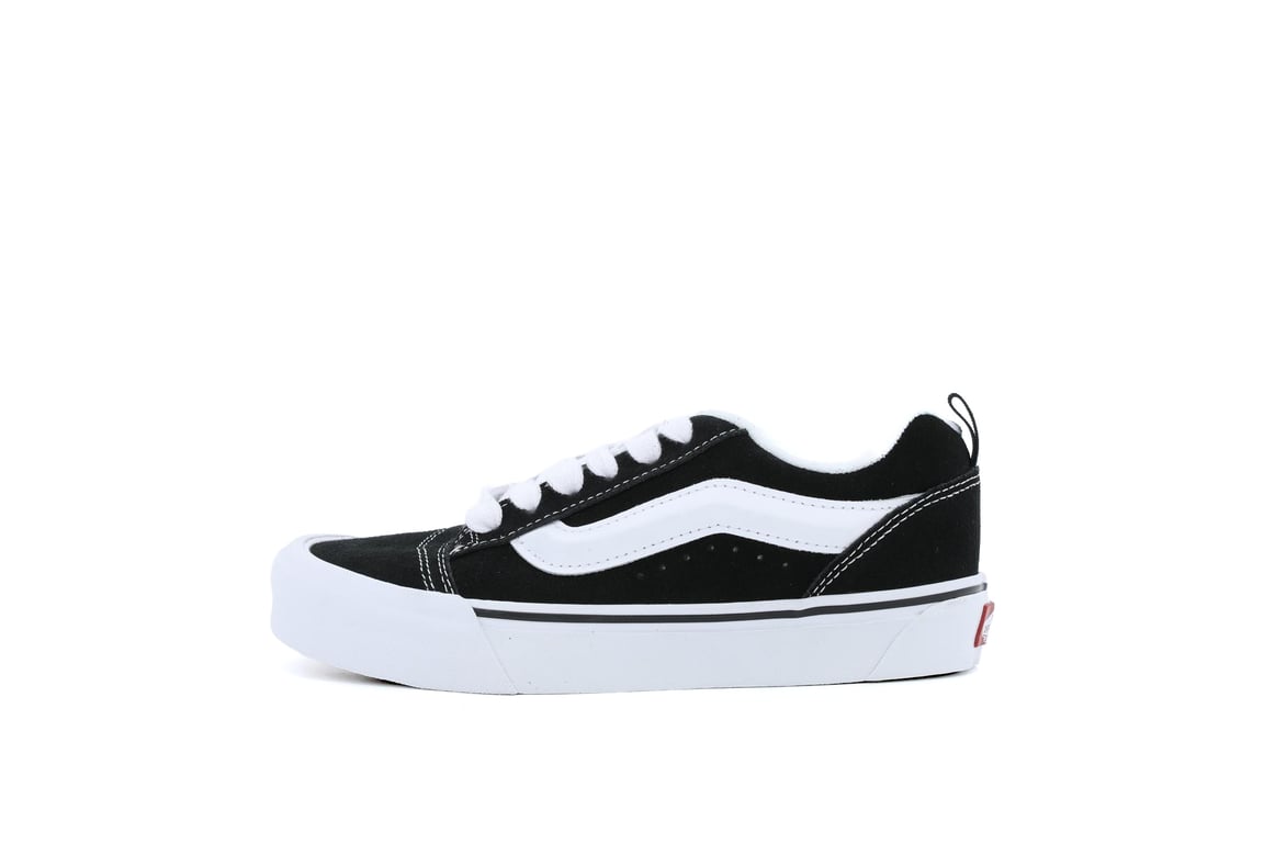 Vans Unisex White Knu-Skool Black Sneakers True- Vn0009qc6bt Cm - Image 3