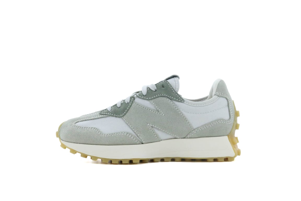 WMNS) New Balance 327 'Light Green Grey' WS327ZAU
