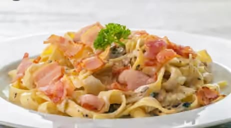 Tagliatelle de Brie com Bacon