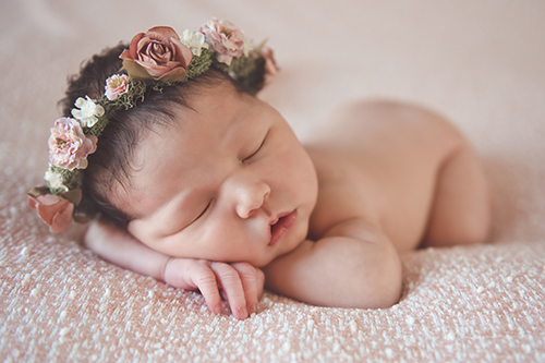 baby photography tips by iPhotography.com and photographer Jessica Nightingale