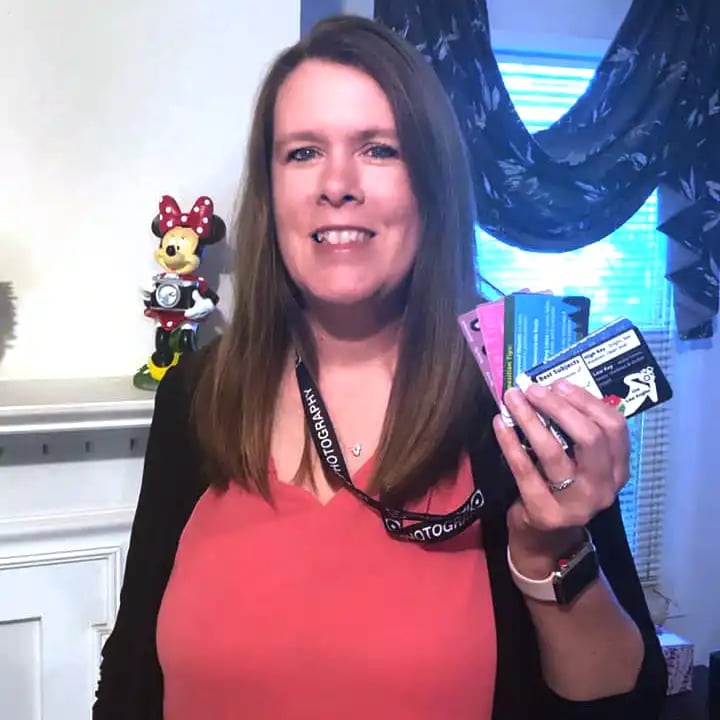 iPhotography Flip Cards out in the field with a member.