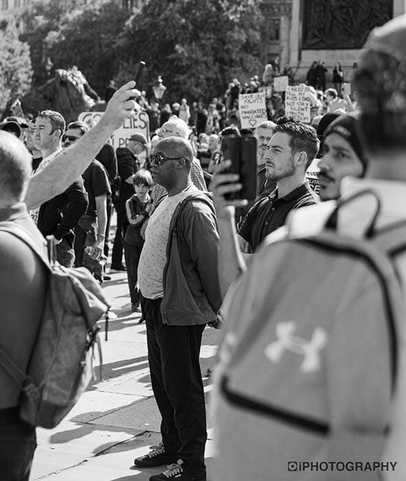 10 Street Photography Tips for Beginners by iPhotography.com