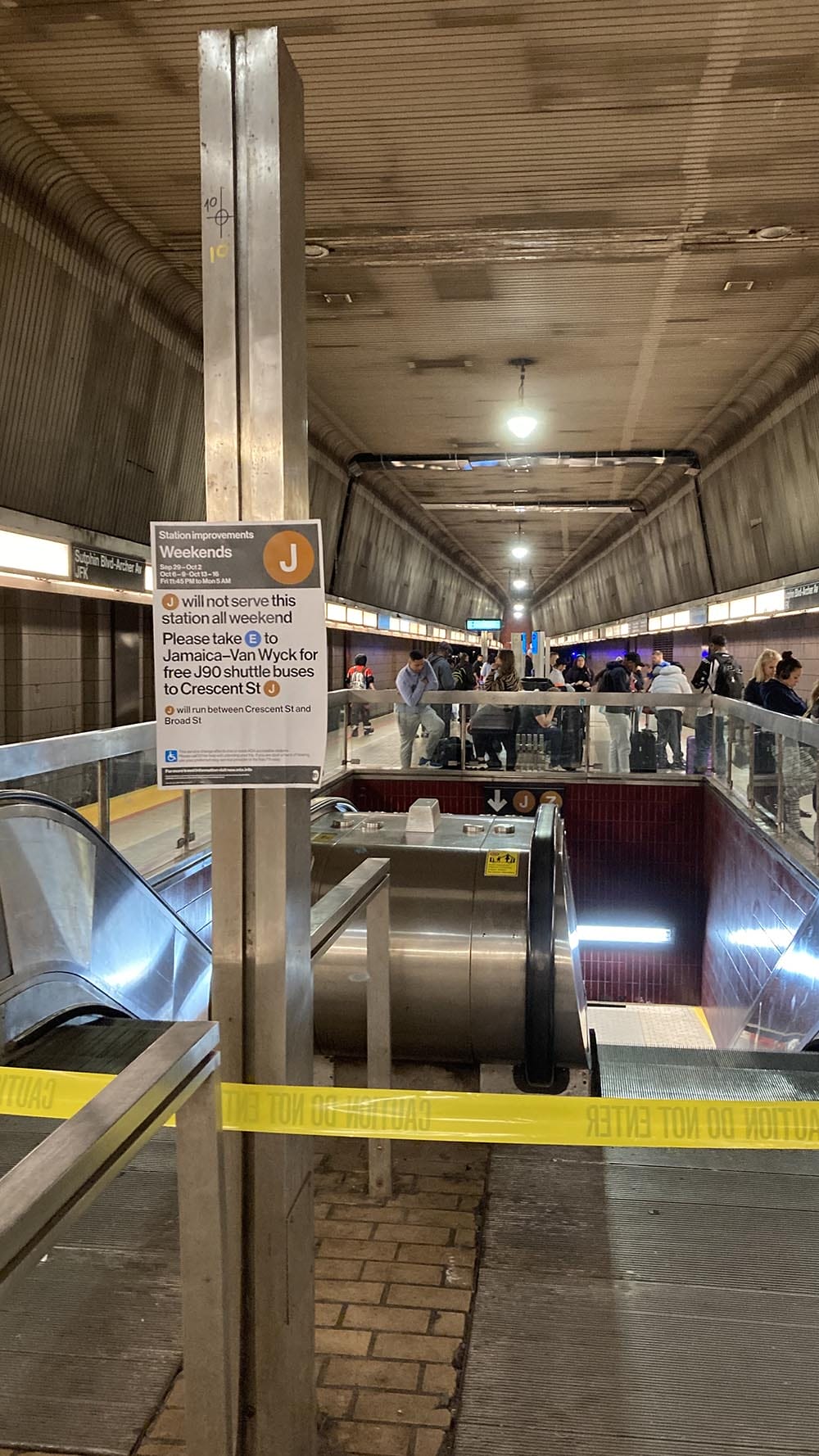Ah, the subway line I want is closed..