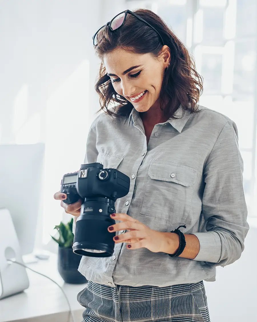 Photographer running a photography business &mdash; from the iPhotography Photography Business Masterclass.