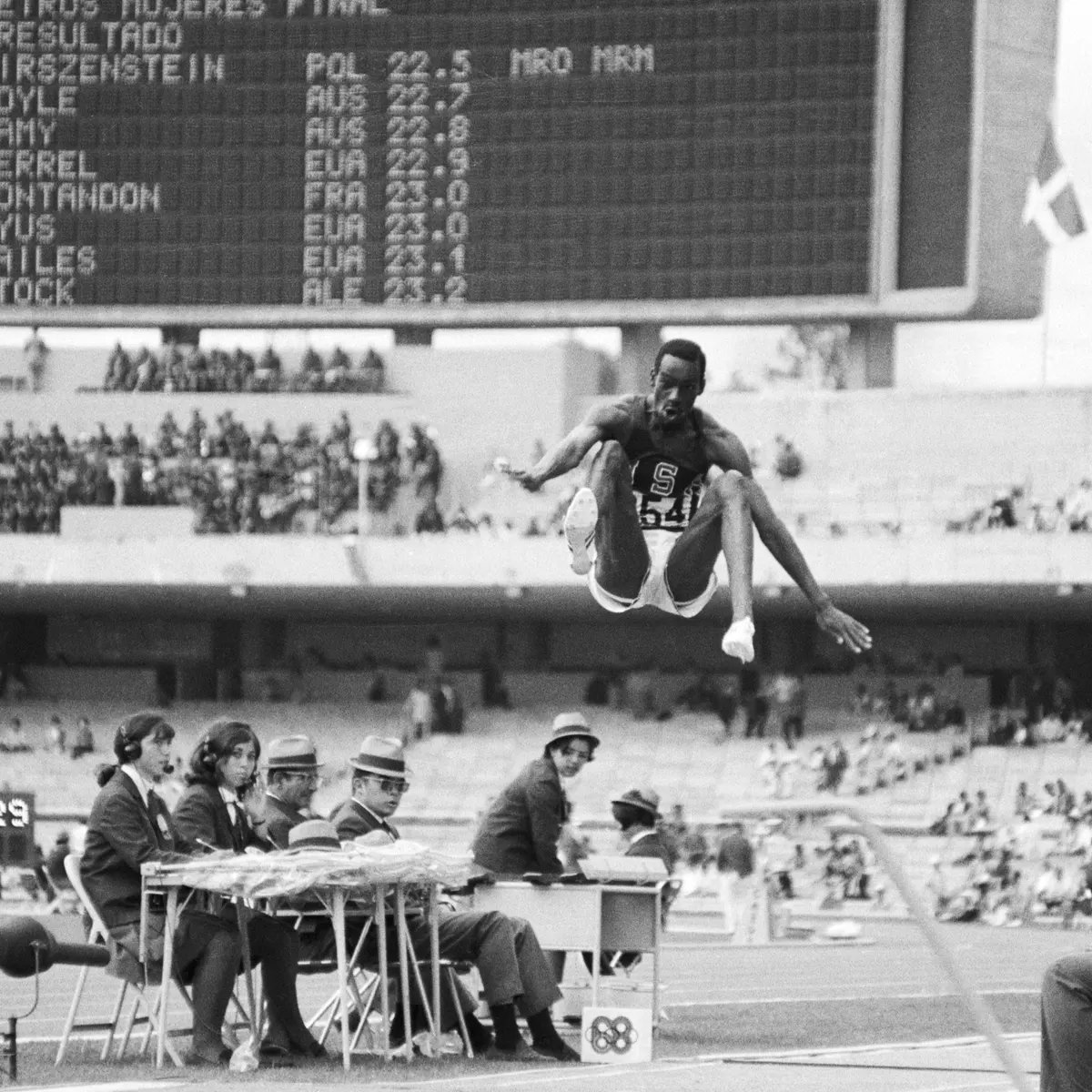 Bob Beamon's Leap of a Lifetime (1968)