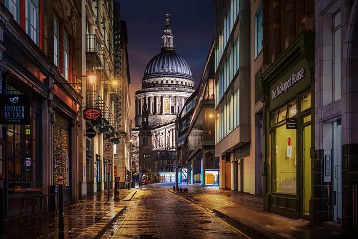 Street photograph by iPhotography Member Huw Lloyd.