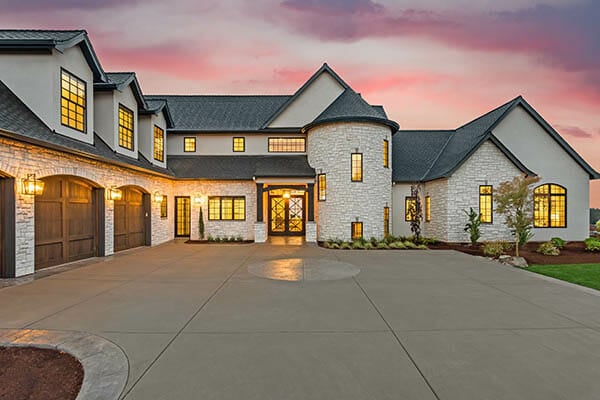 Real Estate Photography Tutorial by iPhotography.com