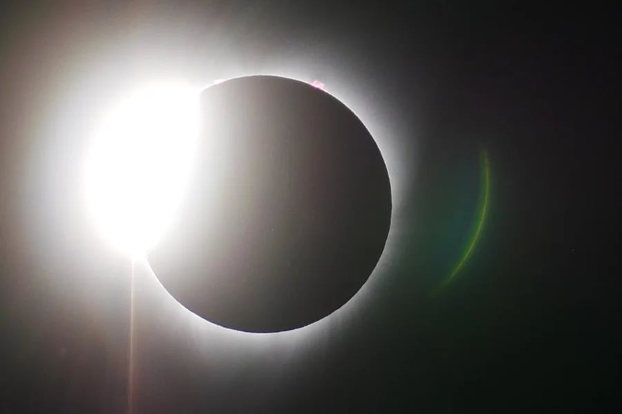 Solar eclipse photographed by iPhotography Member Brian Jordan.