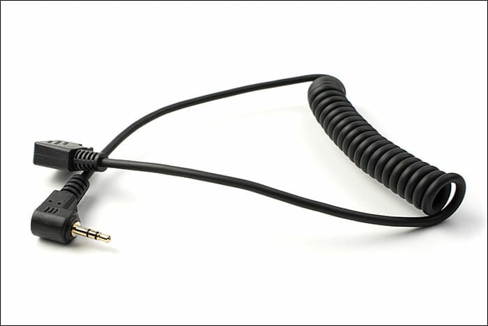 Flash Photography Tutorial Flash Sync Cable 3
