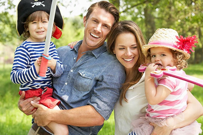 Family Portrait Photography Tips by iPhotography.com