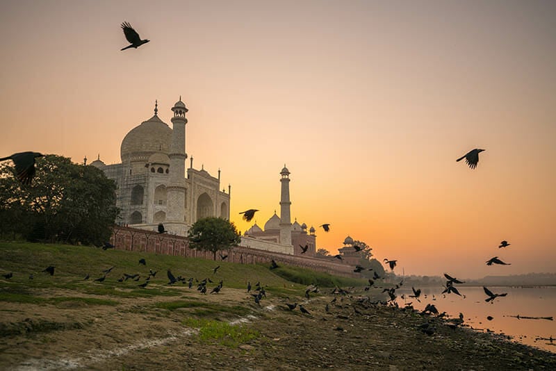 Travel Photography Tips by iPhotography.com