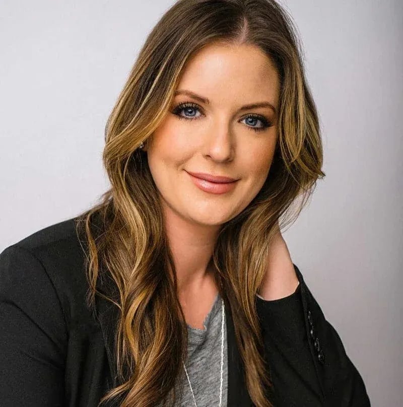 Headshots: Closeup of Lady with Hand on Shoulder