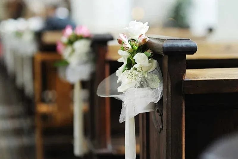 Weddings: Decorated Church Pews