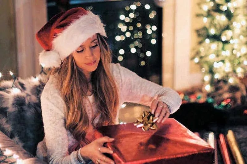 Christmas Portraits: Mom Opening Christmas Gifts