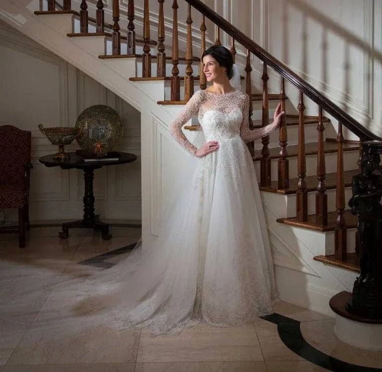 Weddings: Bridal Formal at Circular Stairs